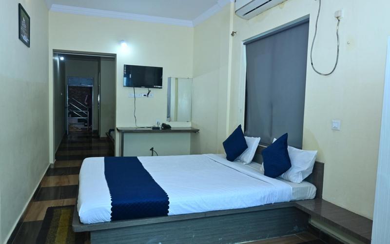 Hotel The Finch Пурі Екстер'єр фото